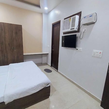 Hotel O Bareilly Near Satellite Bus Stand 외부 사진